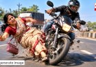 Chakan Bike Accident | चाकणमध्ये भरधाव मोटारसायकलची महिलेला धडक; पायाला फ्रॅक्चर, चालक अपघातानंतर पसार