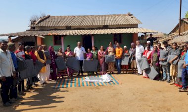 हुतात्मा राजगुरू सोशल फाऊंडेशन यांच्याकडून दुर्गम भागात ब्लँकेट आणि कपड्यांची मदत 