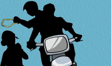 Chain snatching | दुकानात एकटी असताना ५१ वर्षीय महिलेचे मंगळसूत्र हिसकावले; ग्राहक बनून आलेल्या दोघांचा धाडसी गुन्हा