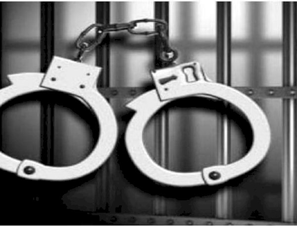 Criminal arrested in Sarait | विवाहबाह्य प्रेयसी व मुलाला ठार मारून मृतदेह जाळला : सराईत गुन्हेगार अटकेत ; उसाच्या शेतातून पळताना नदीकाठावर मुसक्या आवळल्या