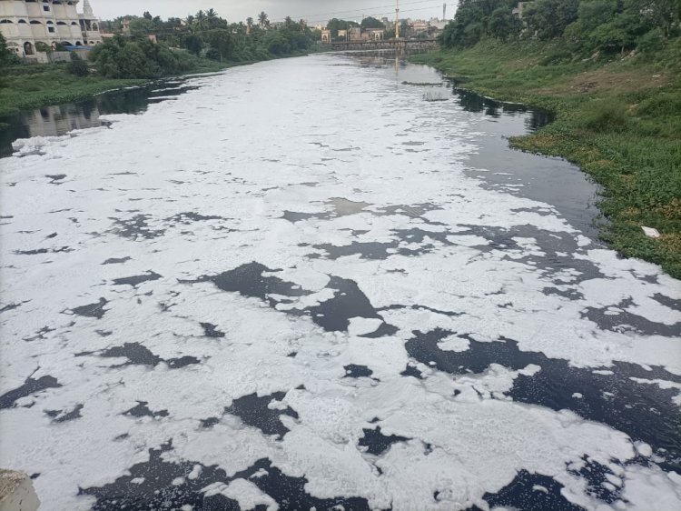 Khed | आळंदीत इंद्रायणी नदी पुन्हा फेसाळली