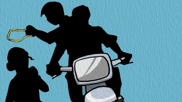Chain snatching | दुकानात एकटी असताना ५१ वर्षीय महिलेचे मंगळसूत्र हिसकावले; ग्राहक बनून आलेल्या दोघांचा धाडसी गुन्हा