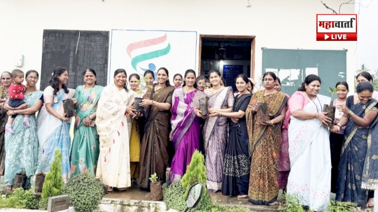 स्व.अजितदादा पवार यांच्या जयंतीनिमित्त गोणवडीत महिलांसाठी मोफत नथ मेकिंग प्रशिक्षण; वृक्षारोपण, वृक्षवाटप व विद्यार्थ्यांना वह्यांचे वाटप